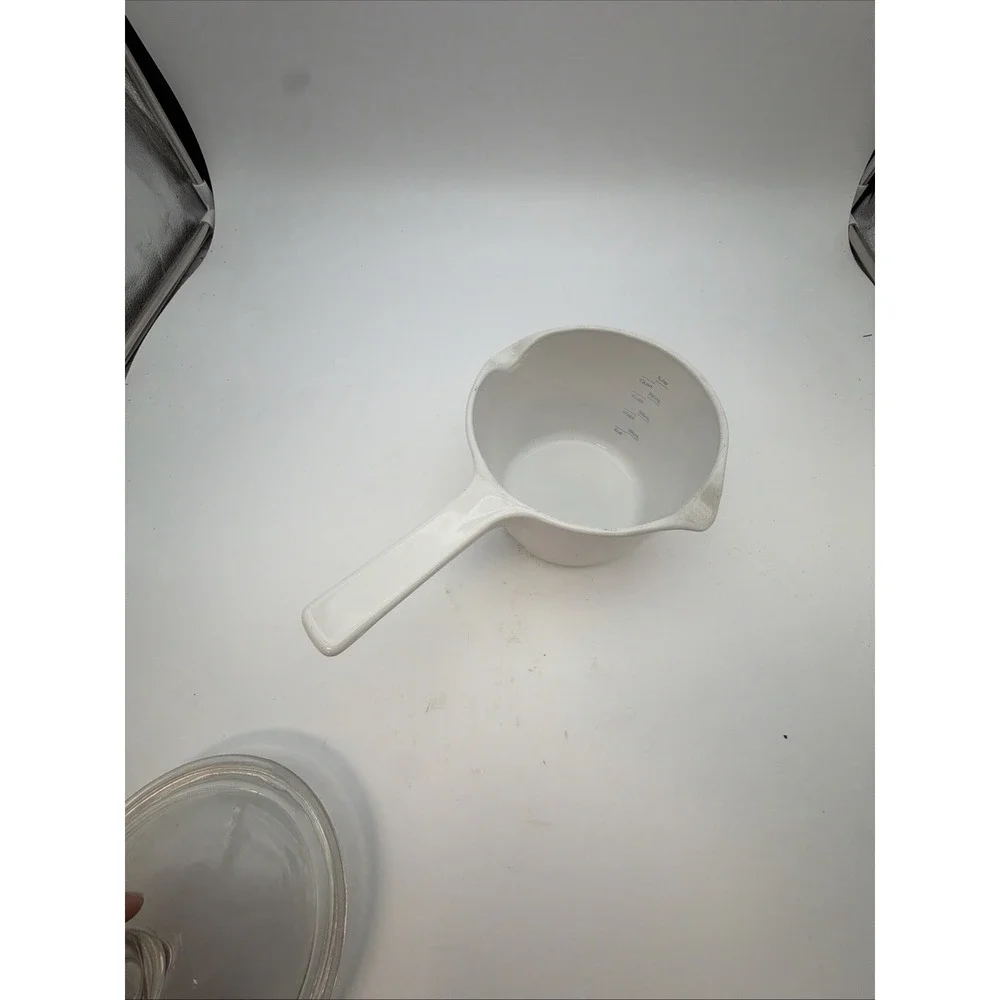 Vtg Corning Ware White Double Spout 1 QT Saucepan M-68-B with Lid P-68-C